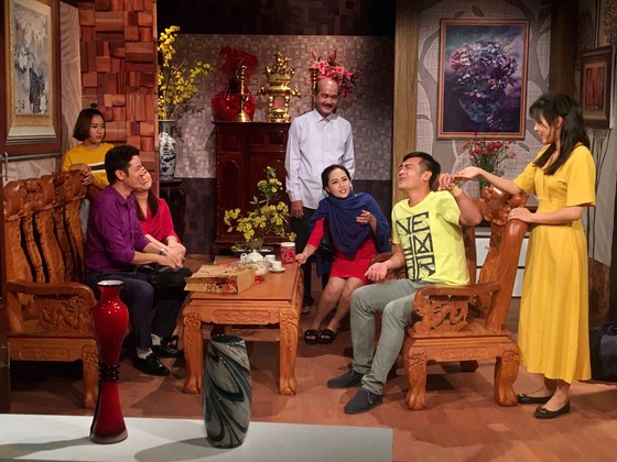 T&igrave;m &amp;#039;giờ v&agrave;ng&amp;#039; cho s&acirc;n khấu truyền h&igrave;nh ảnh 1