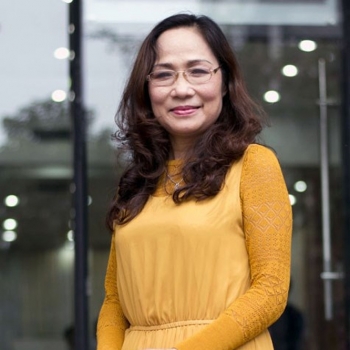 nsnd thuy mui chu tich hoi nghe si san khau viet nam voi nu nghe si can co chinh sach uu tien