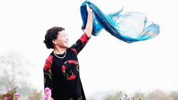 nha tho phan thi thanh nhan doi niem vui moi ngay