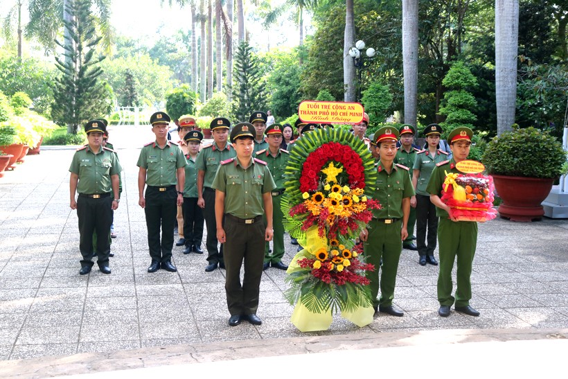 Chương trình “Hành trình kết nối những trái tim tình nguyện” tại Trà Vinh