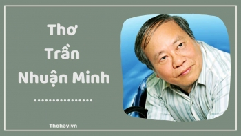 nhung cau hoi trong tho tran nhuan minh