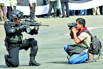 cuon sach nghe thuat cu a nghe bao anh