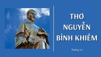 giai ma hai van de con ton nghi ve trang trinh nguyen binh khiem