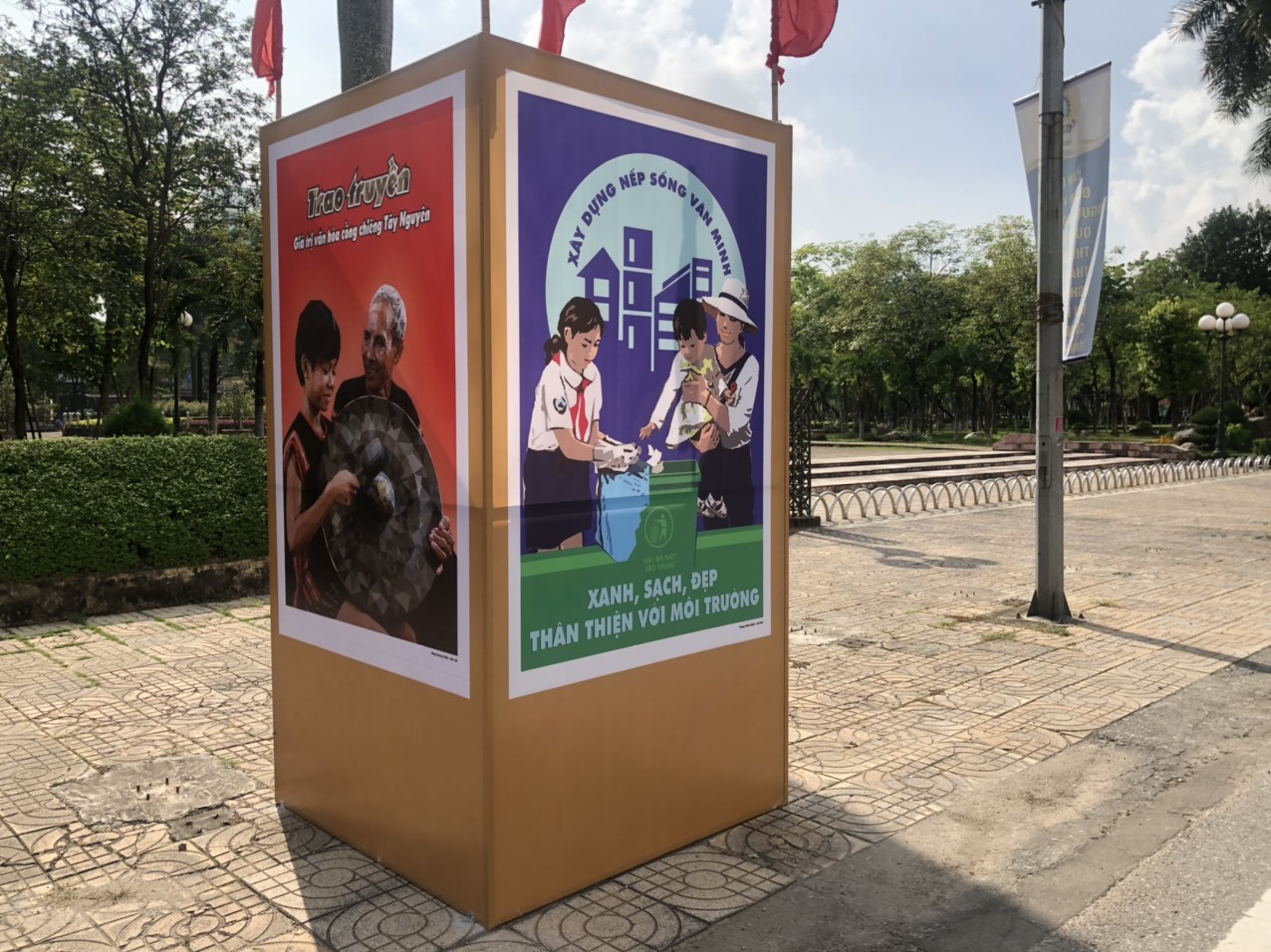 Ghi nhận giá trị văn hóa, con người Việt Nam