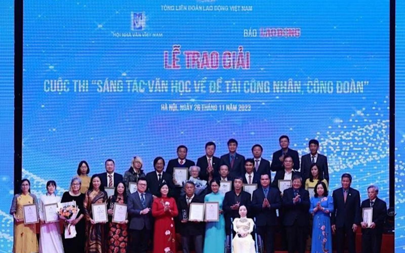 24  tác phẩm đạt giải thưởng Văn học công nhân và công đoàn