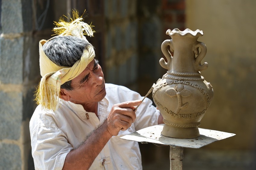 Nghệ thuật làm gốm của người Chăm được UNESCO ghi danh